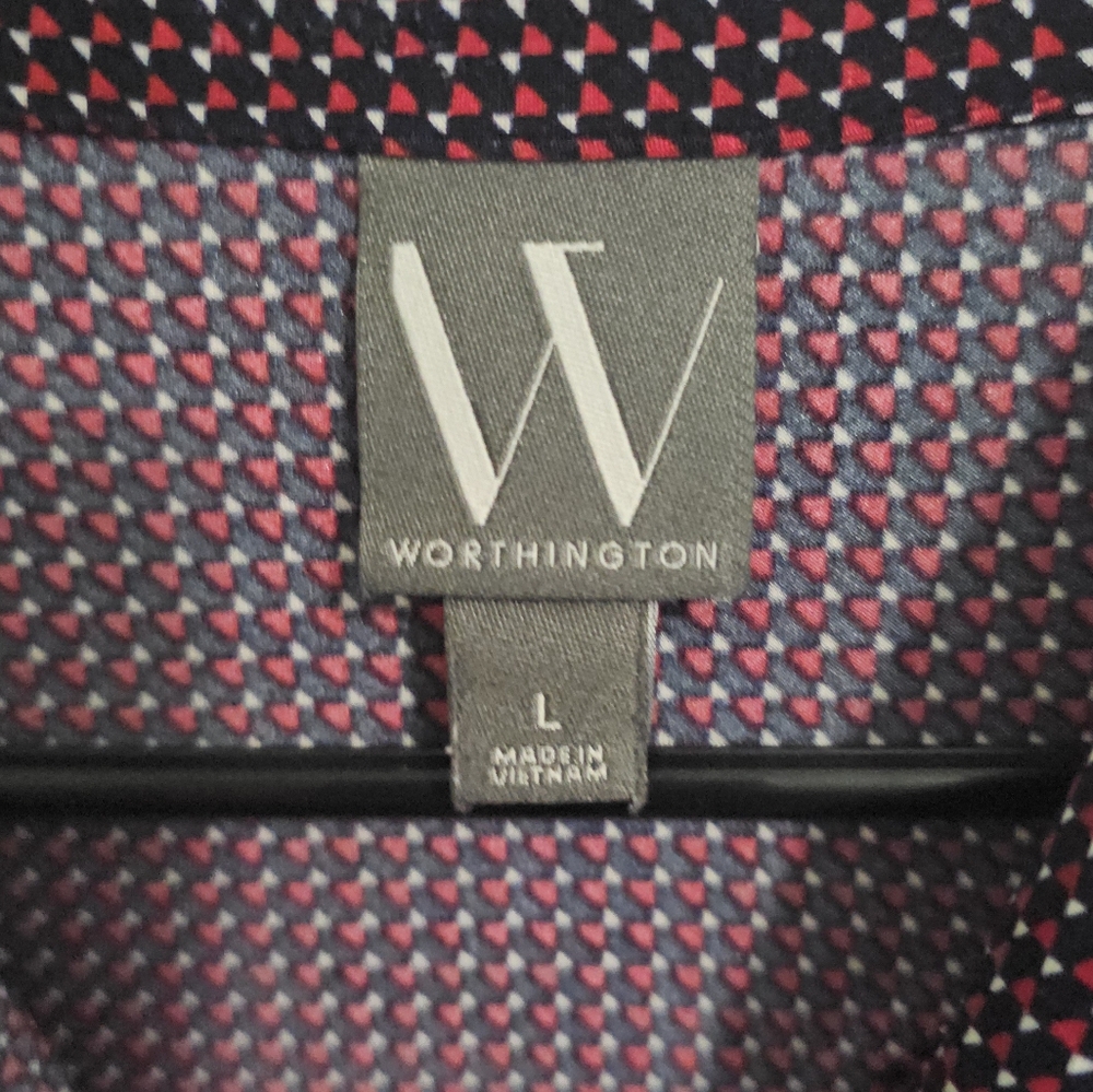 Patterned Button-up Blouse - Picture 2 of 3